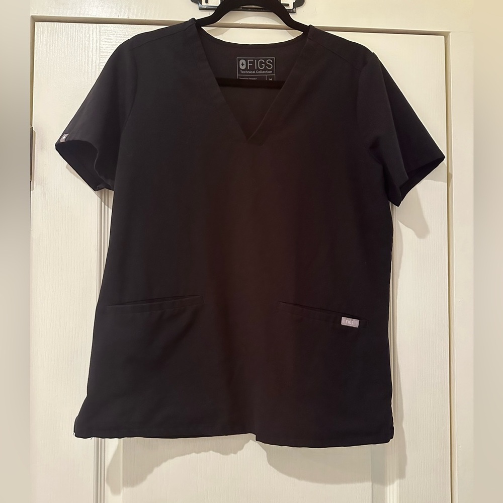 Figs Medium Casma Three-Pocket Scrub Top